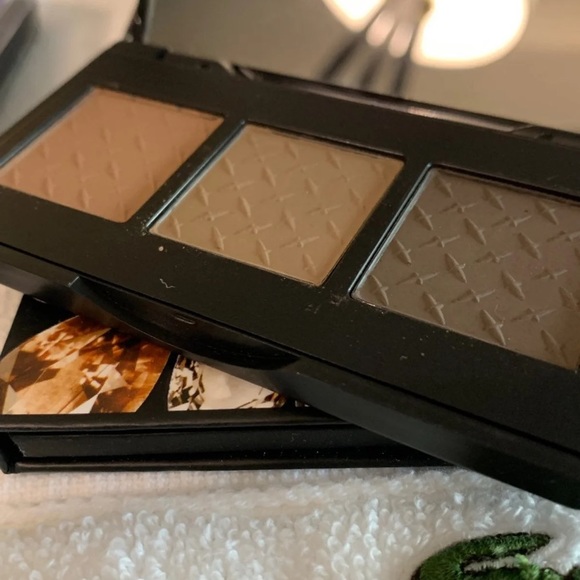 SOLD ❌ Makeup Bundle! - Picture 6 of 7